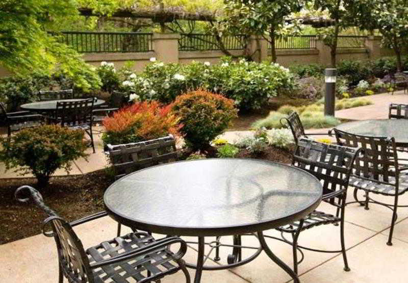 Courtyard By Marriott Portland Southeast/Clackamas Exterior photo
